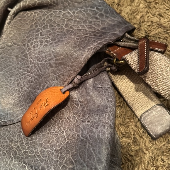 Free People Embossed Leather Italian Fold over Messenger crossbody bag Purse EUC - Picture 14 of 14